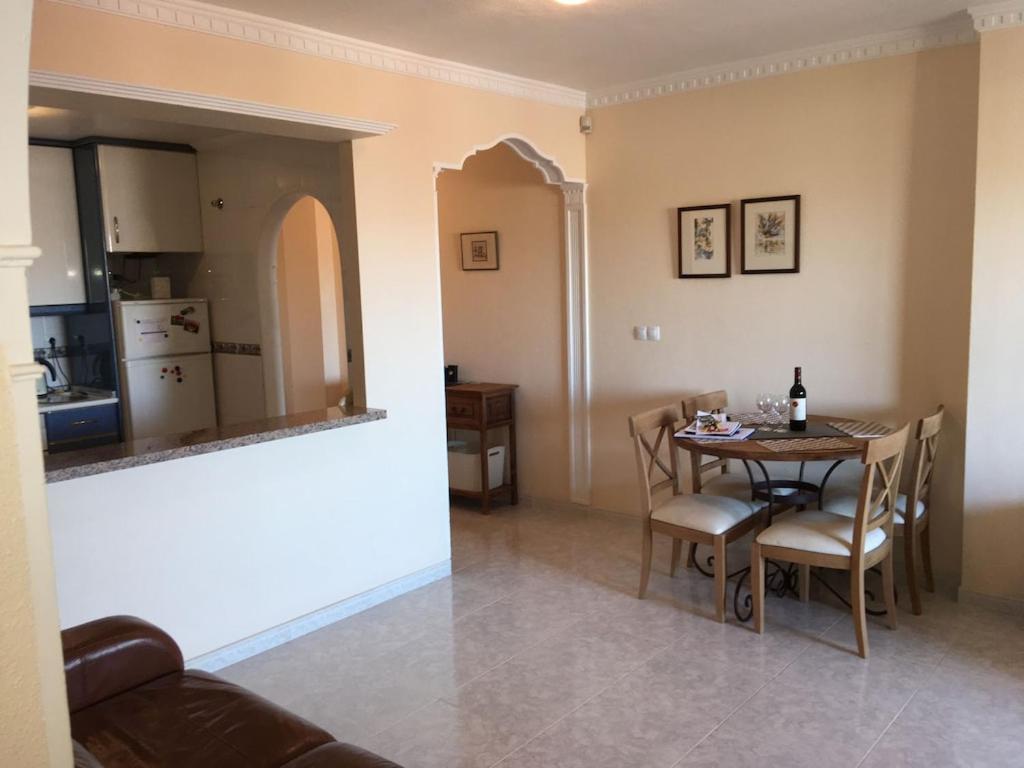 Top Floor Spacious Apartment With Roof Terrace Alicante Exterior photo