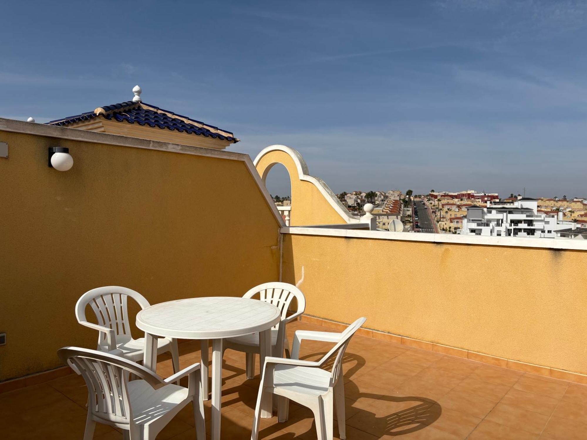 Top Floor Spacious Apartment With Roof Terrace Alicante Exterior photo
